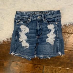 American Eagle Women’s Shorts Size 2 Hi-rise Shortie Distressed
